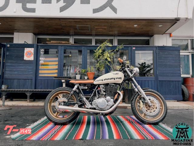 ヤマハ　ＳＲ４００　オーリンズ　ブレンボ　前後１７インチ