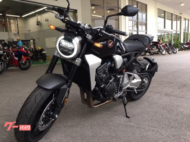 優良認定中古車です。6か月又は、1,000Kmの保証書が交付されます。 優良認定中古車です。6か月又は、1,000Kmの保証書が交付されます。