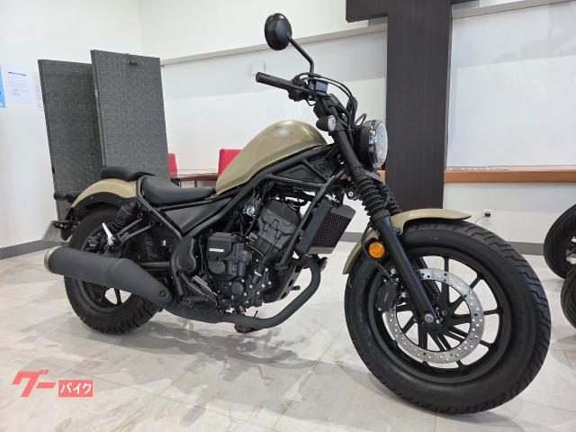 優良認定中古車です。6か月又は10,000kmの保証書が交付されます。 優良認定中古車です。6か月又は10,000kmの保証書が交付されます。