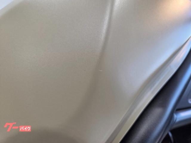 タンクに小さな傷がございます。ぜひ店頭にてご確認ください。 タンクに小さな傷がございます。ぜひ店頭にてご確認ください。