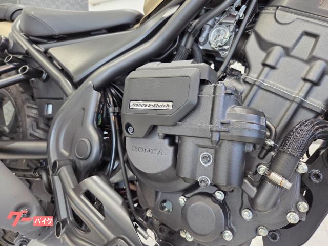 Eクラッチ搭載車両なのでクラッチ操作をせずに変速ができます! Eクラッチ搭載車両なのでクラッチ操作をせずに変速ができます!