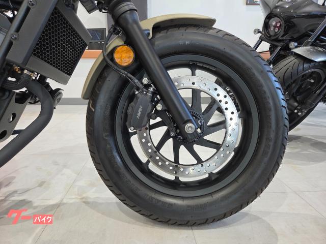 フロントタイヤ フロントタイヤ