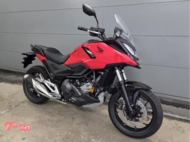 メーカー保証２年に加え、ホンダドリーム延長保証を１年お付けいたします。