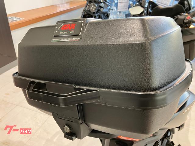 ＧＩＶＩ製リアボックス付き！