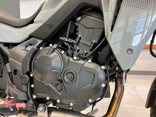 優良認定中古車です。６か月又は１０，０００ｋｍの保証書が交付されます。