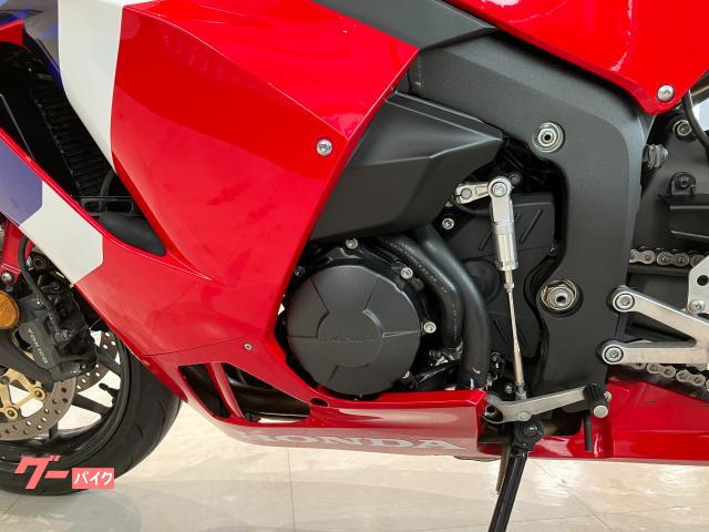 クイックシフター搭載車両です！