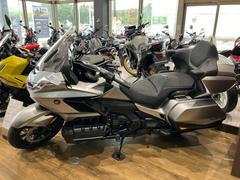 ホンダ　ゴールドウイング　ＧＬ１８００ツアー