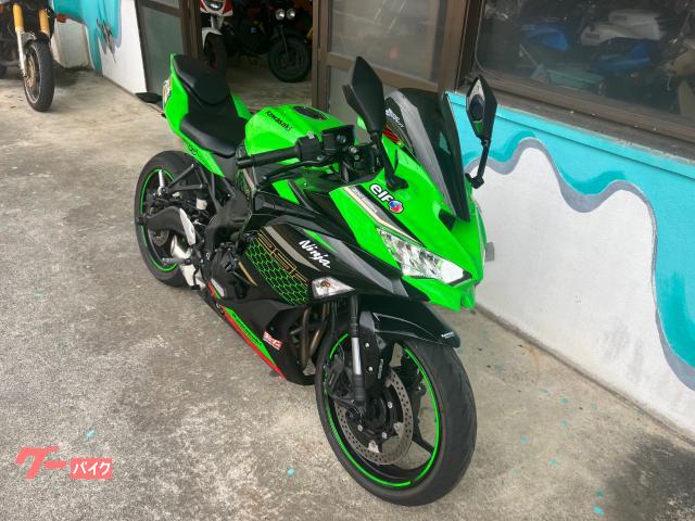 カワサキ Ｎｉｎｊａ　ＺＸ−２５Ｒ　ＳＥ　２０２１年モデル　低走行　美車　クイックシフター　フェンダーレスキット付き