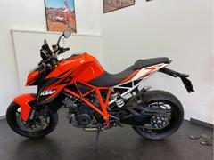 ＫＴＭ　１２９０スーパーデュークＲ