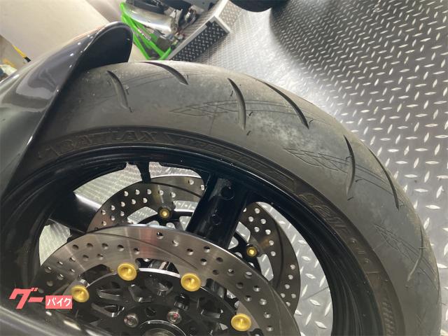 ハイグリップタイヤ