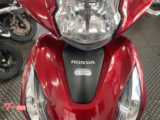 燃料消費率（ｋｍ／ｌ）７２．５（１名乗車時）