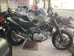 ホンダ　ＶＴＲ２５０　ＭＣ３３型　社外マフラー　エンジンガード　社外ウインカー　社外ヘッドライト