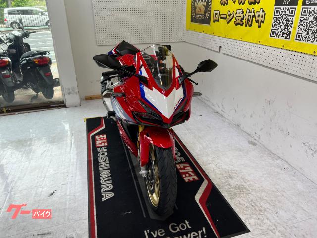 ホンダ CBR250RR MC51型 2023年モデル 社外スマホ