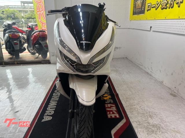 ホンダ PCX (ホワイト) 2018年 11065Km 124cc 自賠責保険無し 支払 ホンダ PCX (ホワイト) 2018年 11065Km 124cc 自賠責保険無し 支払