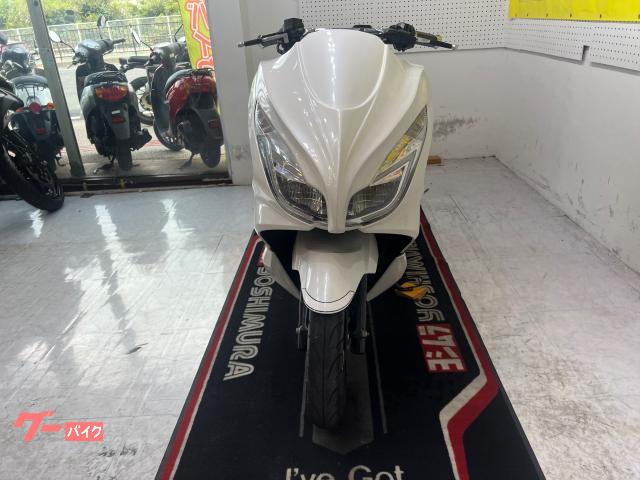 ホンダ PCX (ホワイト) 2015年 7560Km 124cc 自賠責保険無し 支払
