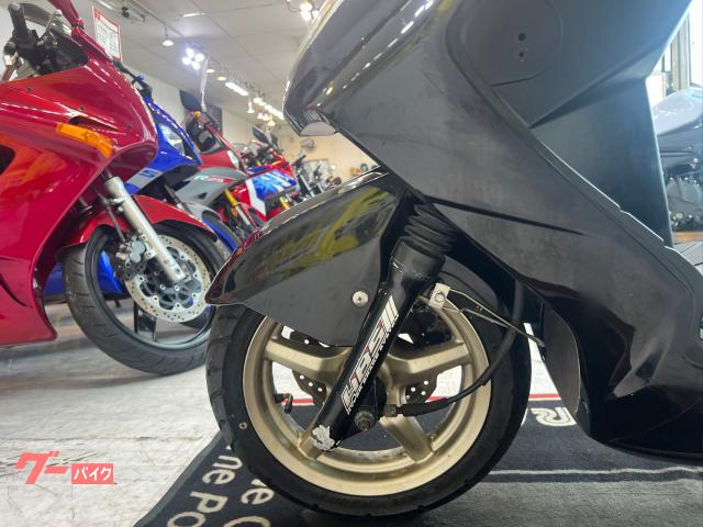⭐️自賠責R9.6付き❗️シグナスX125⭐️色々カスタム仕様⭐️バッテリー・プラグなど新品交換⭐️125cc原付2種スクーター⭐️ ヤマハ シグナスX 9737Km 125cc 自賠責保険無し(バイクR（宜野湾大山