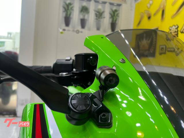 カワサキ Ninja ZX−25R 2022年 7661Km 249cc 自賠責保険