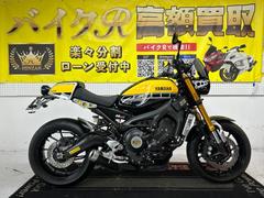 ヤマハ　ＸＳＲ９００　６０ｔｈ限定カラー　ＲＮ４６Ｊ型　２０１６年モデル　社外スクリーン　Ｅ／Ｇスライダー　ＬＥＤテールランプ