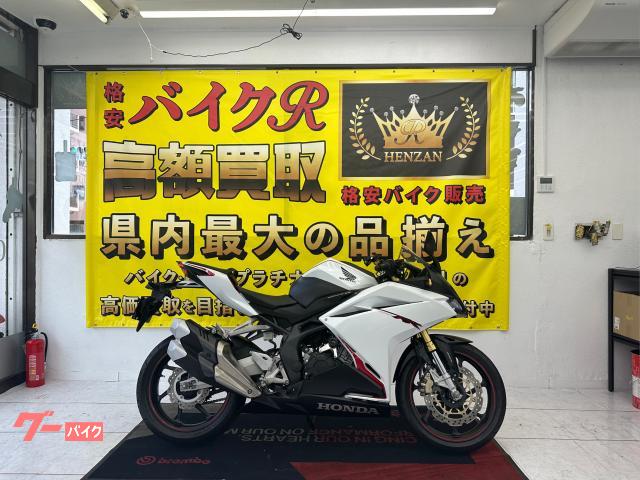 ホンダ ＣＢＲ２５０ＲＲ　ＭＣ５１型　２０１７年モデル　社外スマホホルダー物件画像