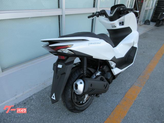 気になるバイクが御座いましたらお気軽にお問い合わせ下さい!代表番号098−989−8552 気になるバイクが御座いましたらお気軽にお問い合わせ下さい!代表番号098−989−8552