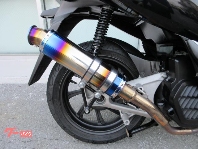 ホンダ PCX125 JF81 3型モデル 社外マフラー｜Bike