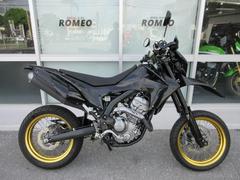 ホンダ　ＣＲＦ２５０Ｍ　フェンダーレス　ＺＥＴＡナックルガード　フットペグ