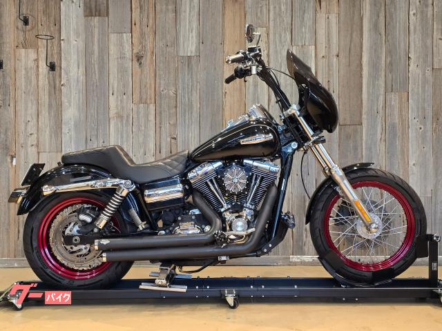 ＨＡＲＬＥＹ−ＤＡＶＩＤＳＯＮ ＦＸＤＣ　スーパーグライドカスタム　クラブスタイル　フェアリング　エアクリ　マフラー　シート