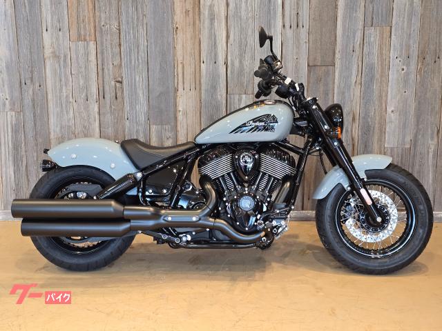 ＩＮＤＩＡＮ チーフ　ボバー　ダークホース　空冷１８９０ｃｃ　６速ミッション　キーレスイグニッション　ＵＳＢ充電　ＡＢＳ　ＬＥＤヘッドライト物件画像