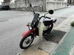 4サイクルバーディー50（スズキ）のリアボックスに関するバイク作業