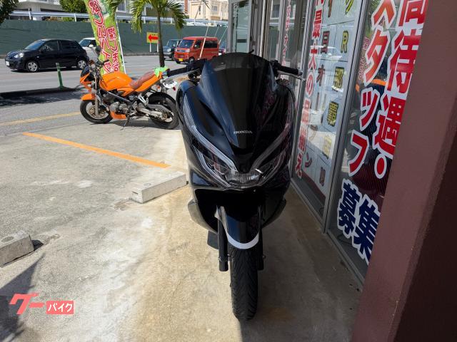 ホンダ PCX (ブラック) 2018年 5991Km 124cc 自賠責保険無し 支払 ホンダ PCX (ブラック) 2018年 5991Km 124cc 自賠責保険無し 支払