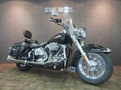 ＨＡＲＬＥＹ−ＤＡＶＩＤＳＯＮ　ＦＬＳＴＣ　ヘリテイジソフテイルクラシック・左右出フィッシュマフラーモデル
