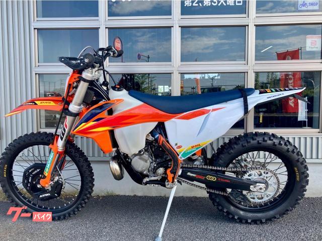 ＫＴＭ １５０ＥＸＣ ＴＰＩ ２０２２年モデル ワンオーナー｜ＢＩＫＥ