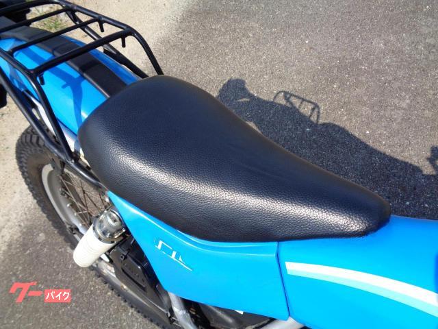 TL125　JD06　シート ホンダ TL125 JD06 1983年モデル シート生地社外貼替え