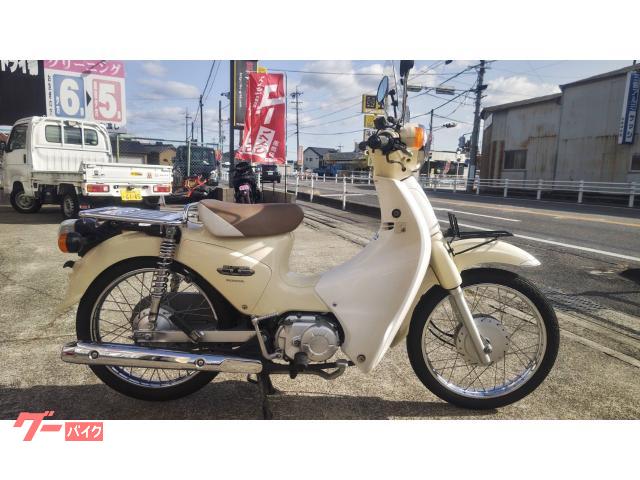 スーパーカブ１１０　スポーツチェンジべダル　タケガワリアサス　純正スクリーン　純正グリップヒーター　純正フロントキャリア