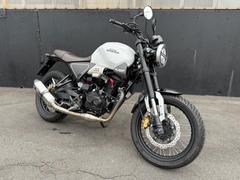 ホンダ　ＣＢ１９０ＳＳ　ヨシムラマフラー装備