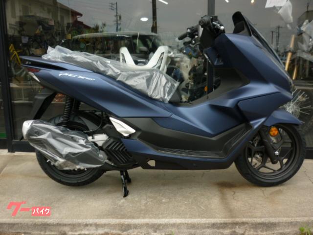 ＰＣＸ１６０　２０２５　マットブルーメタリック