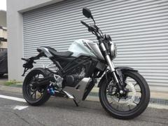 ホンダ　ＣＢ１２５Ｒ　デイトナ製ヘルメットホルダー　Ｈ２Ｃ製マフラープロテクター