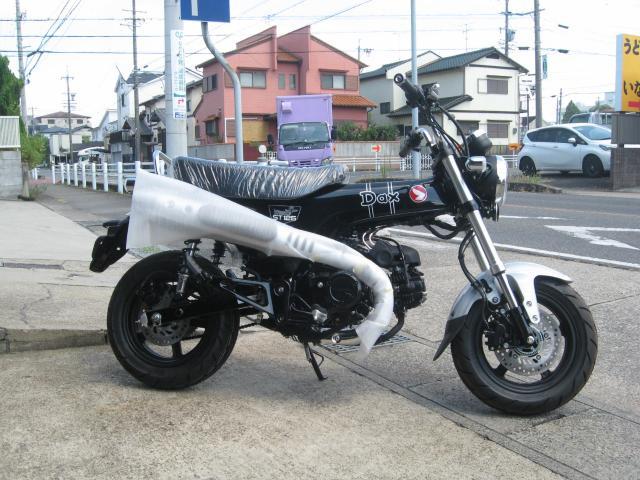 ホンダDAX125(2024年6月新車登録)
純正タイヤ前後セット 新商品 ホンダ ダックス125（DAX125） 2024年新色