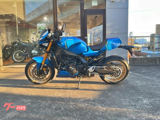 ヤマハ XSR900 2022年モデル ブルー ビキニカウル・アンダー