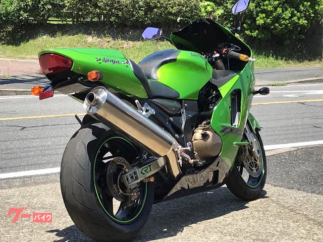 ください ニンジャZX-12R 02-03対応 リアフェンダー カーボン(ウェット