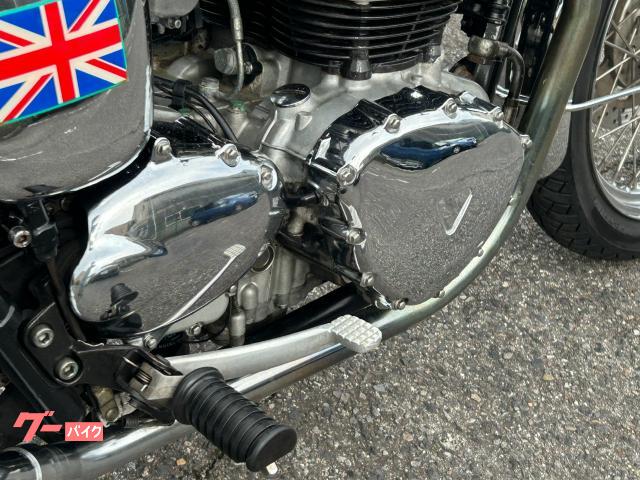 TRIUMPH ボンネビルT100 空冷キャブ 790CC