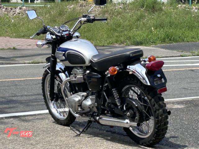 カワサキ W650 ワイドハンドル キャプトンマフラー ブロックタイヤ