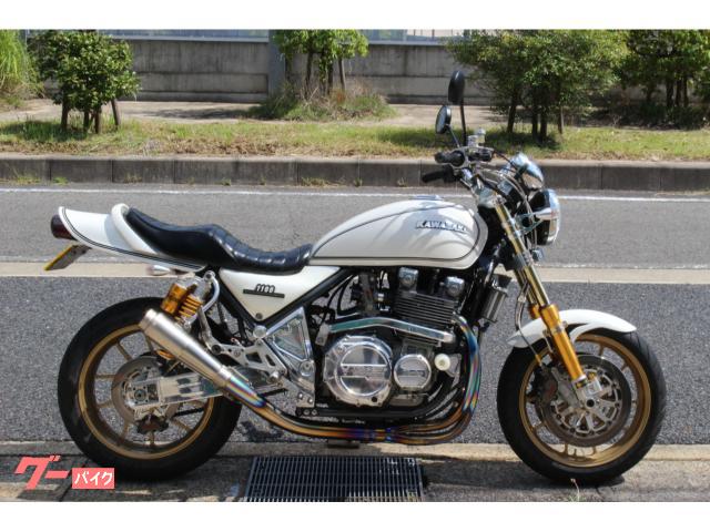 ＺＥＰＨＹＲ１１００　前後オーリンズサス　エンジン１，１３５ｃｃ　アクティブ１２インチ１３段オイルクーラー　ＦＣＲ　ヨシムラハイカ