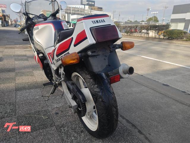 ヤマハ FZR750 2LM ヨシムラ製サイクロンマフラー付き