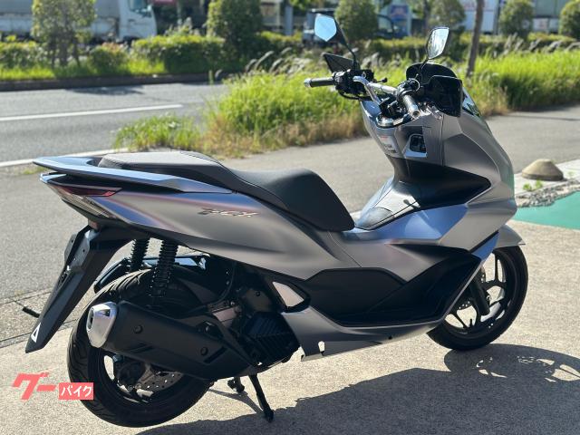 ホンダ PCX 2024年 JK05 シルバーメタリック ガラス系