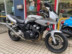 ヤマハ　ＦＺ４００　フロントタイヤ新品　ドライブチェーン交換　社外マフラー