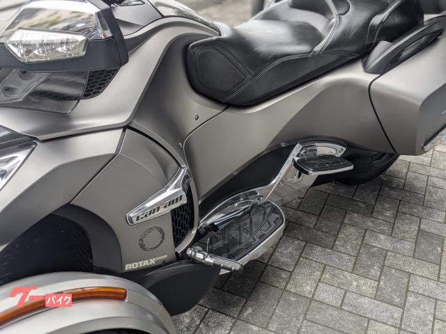 パッセンジャー アームレスト Can-Am Spyder RTカンナム（41-159