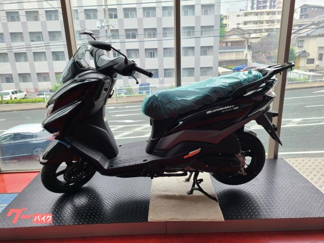 バーグマンストリート１２５ＥＸ