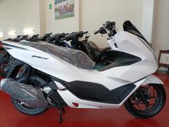 ホンダ　ＰＣＸ　最新モデル　新車