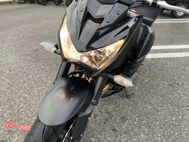 カワサキ Z800 Z専用ライダースシート 水冷並列4気筒